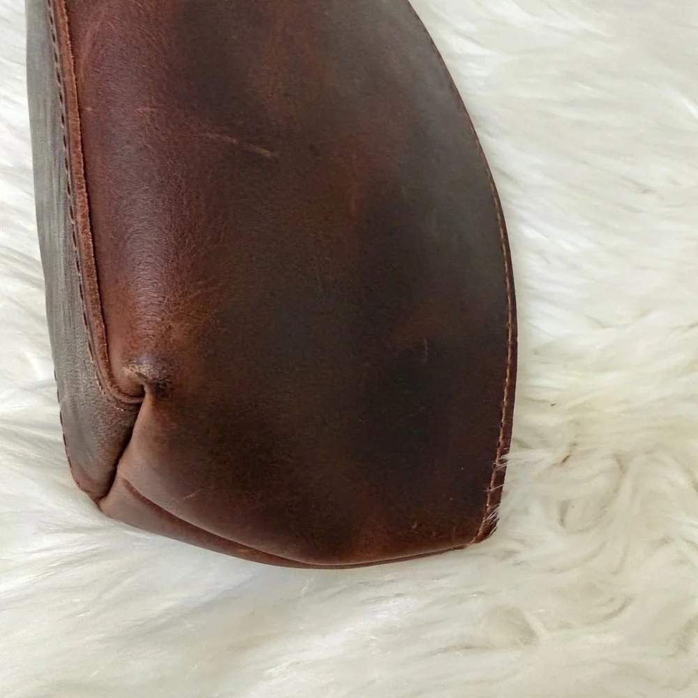 Portland Leather Rich Brown Pouch